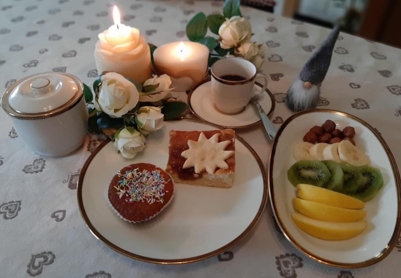 B&B Elise Castel Ivano Екстер'єр фото