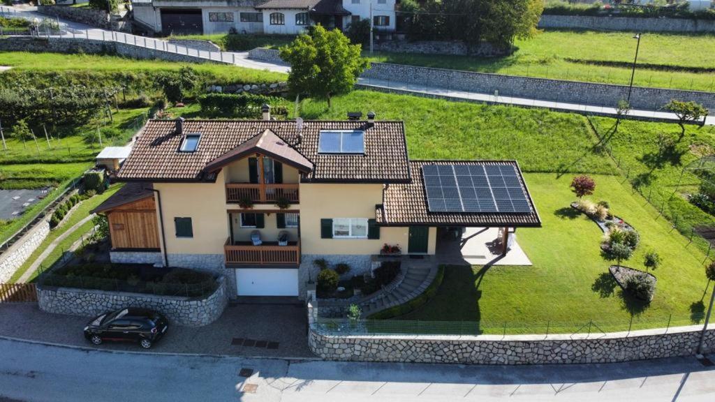 B&B Elise Castel Ivano Екстер'єр фото